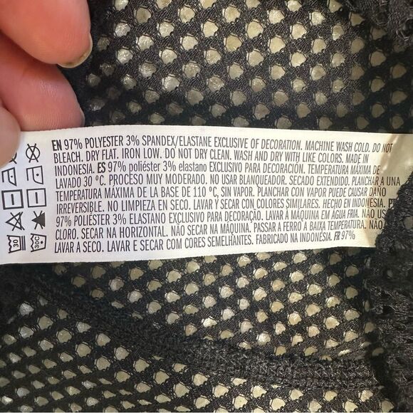 Forever 21 Black Mesh Long Sleeve Blouse - Picture 4 of 8